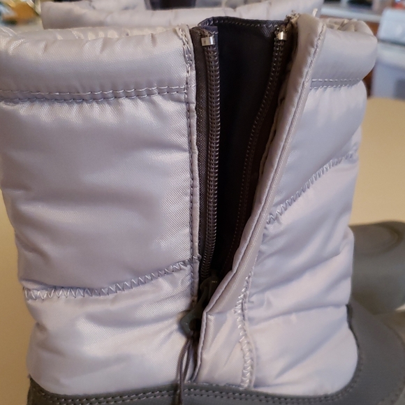 Lands End boots - Picture 2 of 5